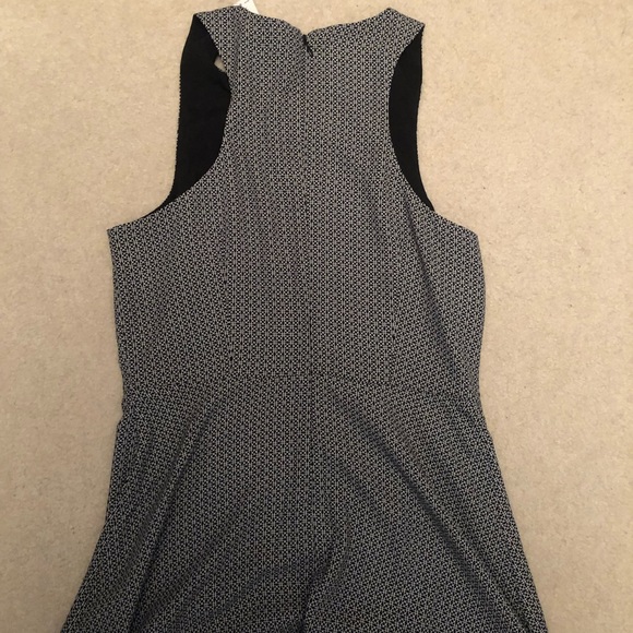 Banana Republic High Low Dress Pattern Black White size 8 - Picture 7 of 7
